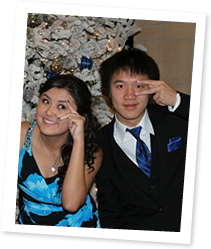 Holiday Exchange Hosting Exchange Students Pose During the Holidays